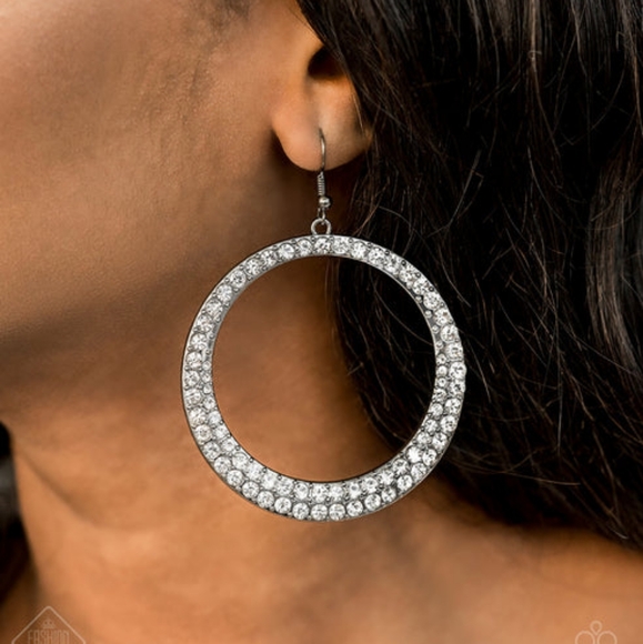 Paparazzi Fashion Fix 4pc Set - Magnificent Musings 🖤 Gunmetal - Picture 8 of 10